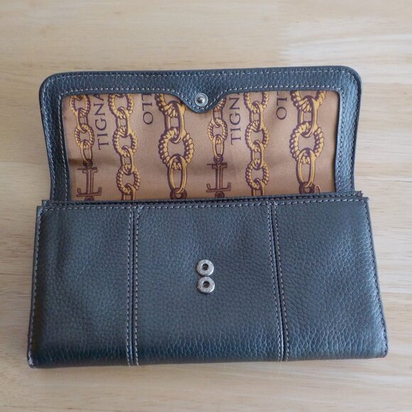Tignanello Wallet - Womens - Leather - Grey - Like New  (428) - Picture 1 of 10